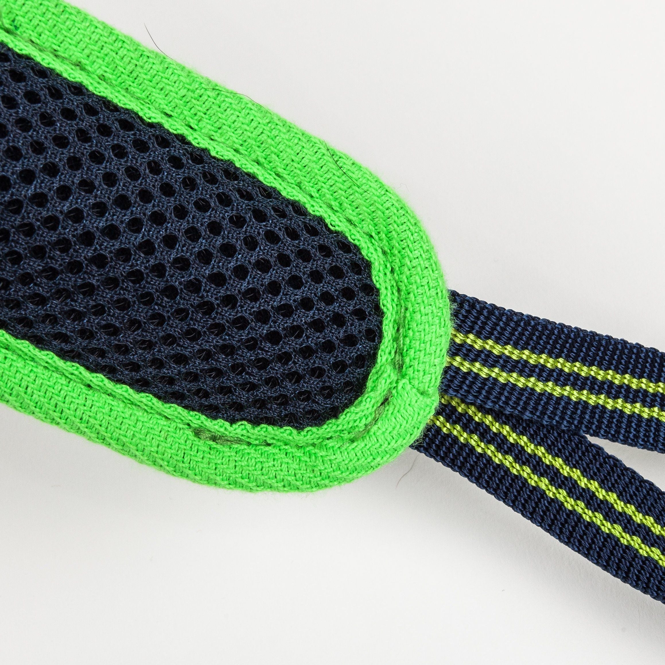Free Fetcher Hands Free Over Shoulder Shock Absorbent Dog Leash